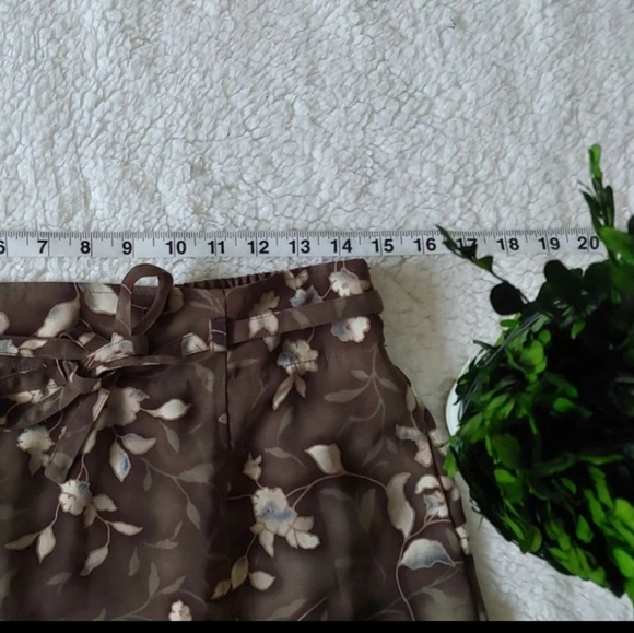 Modiano maxi long skirt size 14 with belt flowers - Picture 4 of 7